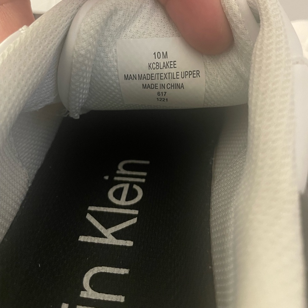 CALVIN KLEIN Blakee Colorblock Sneakers in Women size 10 - Picture 6 of 13